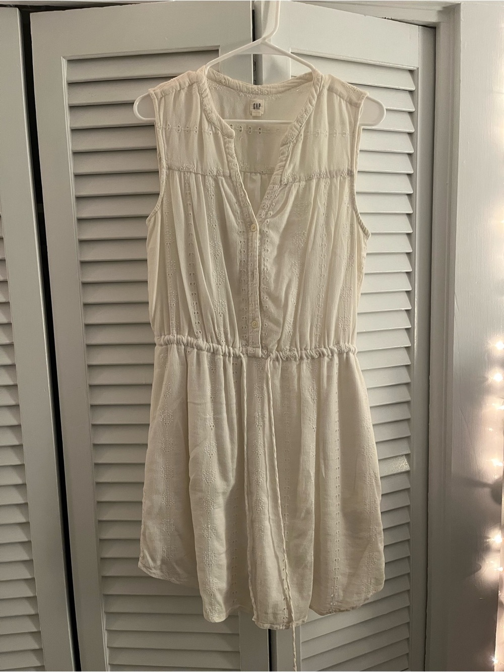 GAP Ivory Sleeveless Eyelet Drawstring Dress